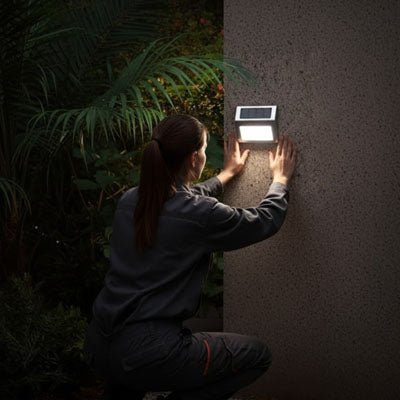 Outdoor Solar Lamp | SolarBeam - GenZsolar