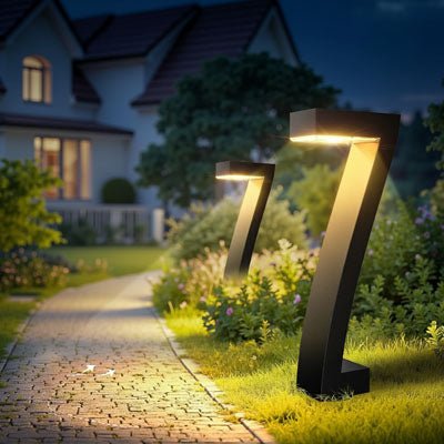 Outdoor Solar Lamp | SunGlow - GenZsolar